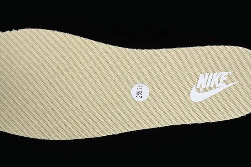 All Categories Nk SB Dunk Series Nk SB Dunk Low Low-top sneakers Nk Dunk Low "Team Gold" Official custom-cracked SB strap low-top casual sneakers DV0833-100